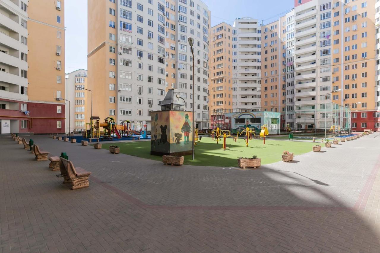 צ'יסינאו Comfortable Apartment With A Panoramic View מראה חיצוני תמונה